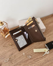 Load image into Gallery viewer, Blondie Wallet Chocolate