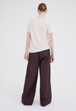 Load image into Gallery viewer, Andy Tee Cloth