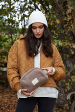 Load image into Gallery viewer, buddy base (cosy) - chestnut