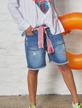 Load image into Gallery viewer, Frayed Denim Carpenter Short