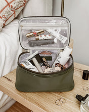 Load image into Gallery viewer, Paris Iggy Cosmetic Case Set Khaki