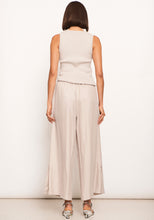 Load image into Gallery viewer, Ezra Tank Pebble