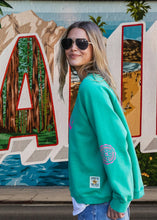 Load image into Gallery viewer, Vintage Wash Hammill 76 Sweat - Washed Green