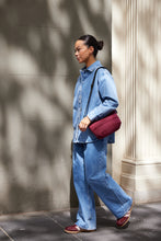 Load image into Gallery viewer, stash base crossbody (cloud) - burgundy