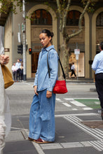 Load image into Gallery viewer, stash base crossbody (cloud) - cherry red