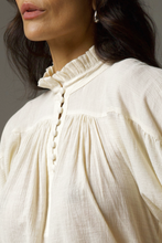 Load image into Gallery viewer, crescendo top - cream