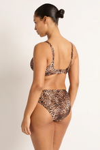 Load image into Gallery viewer, Romeo DD/E Square Neck Crop