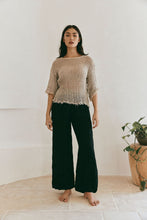 Load image into Gallery viewer, Boheme Box top with Sleeve Netta Naturale Self Stripe