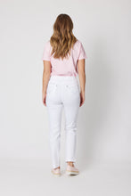 Load image into Gallery viewer, Slim Leg Miracle Denim Jean - White
