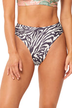 Load image into Gallery viewer, Paluma High Waist Pant - Coral