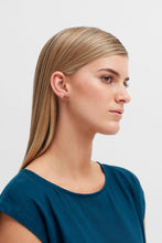 Load image into Gallery viewer, Rett Stud