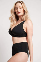 Load image into Gallery viewer, Eco Essentials G Cup Cross Front Bra Black