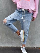 Load image into Gallery viewer, Faded Star Cropped Jean