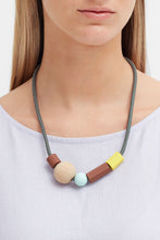 Load image into Gallery viewer, Roppi Necklace