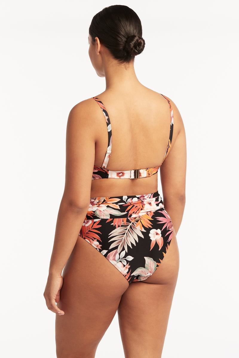 Escape Twist Front Dd/E Bra - Black