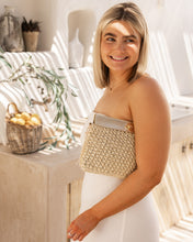 Load image into Gallery viewer, Fern Raffia Clutch Champagne