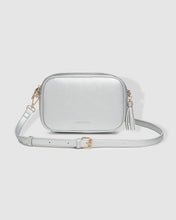 Load image into Gallery viewer, Ginger Metallic Crossbody Bag Silver