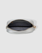 Load image into Gallery viewer, Ginger Metallic Crossbody Bag Silver