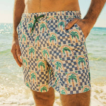 Load image into Gallery viewer, Palm Check Party Everyday Shorts in White