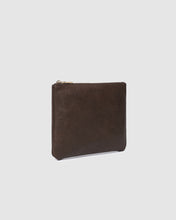 Load image into Gallery viewer, Louie Pouch - Saddle Chocolate