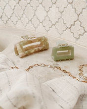Load image into Gallery viewer, Hayley Hair Claw Set Sage