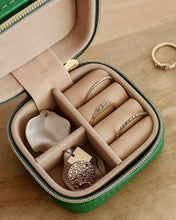 Load image into Gallery viewer, Tottie Jewellery Box Apple Green