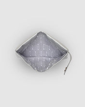 Load image into Gallery viewer, Bailey Wallet Light Grey