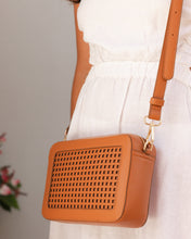 Load image into Gallery viewer, Giselle Crossbody Bag Tan