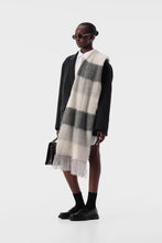 Load image into Gallery viewer, Nielson Scarf - Grey Check