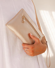 Load image into Gallery viewer, Mimi Clutch Pink Champagne