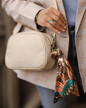 Load image into Gallery viewer, Jamie Crossbody Bag Oyster