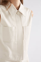 Load image into Gallery viewer, Noorden Vest Moonstone