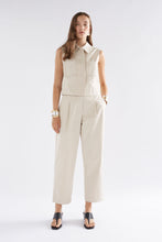 Load image into Gallery viewer, Noorden Vest Moonstone