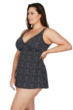 Load image into Gallery viewer, Zig Zag Delacroix Swim Dress - Black