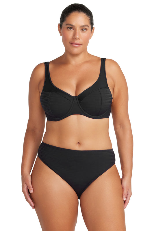 Hues Monet curve fit mid rise swim pant black