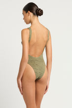 Load image into Gallery viewer, guinness one piece sage tiger