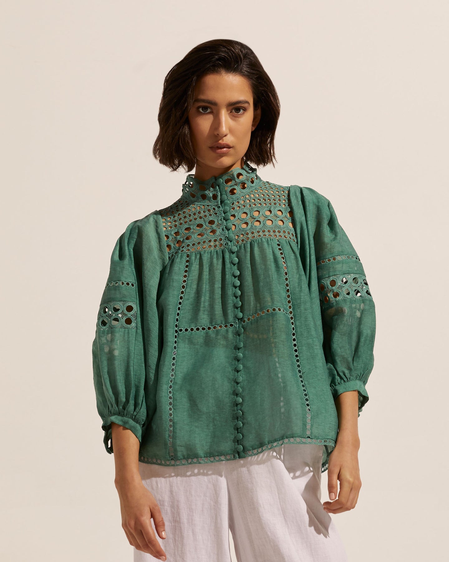 dedicate top - Pine