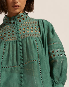 dedicate top - Pine