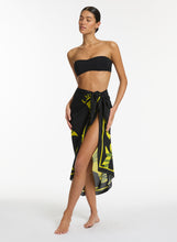 Load image into Gallery viewer, Shadow Palm Sarong Black