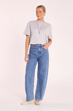 Load image into Gallery viewer, Lola Cropped Barrel Jean - Deep Blue