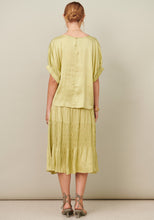 Load image into Gallery viewer, Lara Top Pistachio