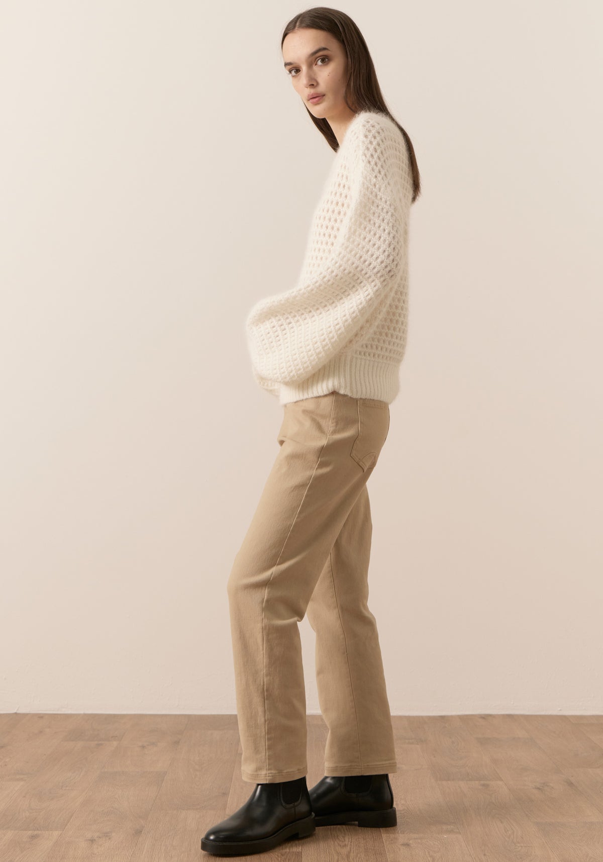 Harper Straight Leg Crop Jean Pebble
