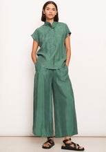 Load image into Gallery viewer, Vault Shirt Green