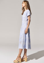 Load image into Gallery viewer, Daisy Embroidered Dress