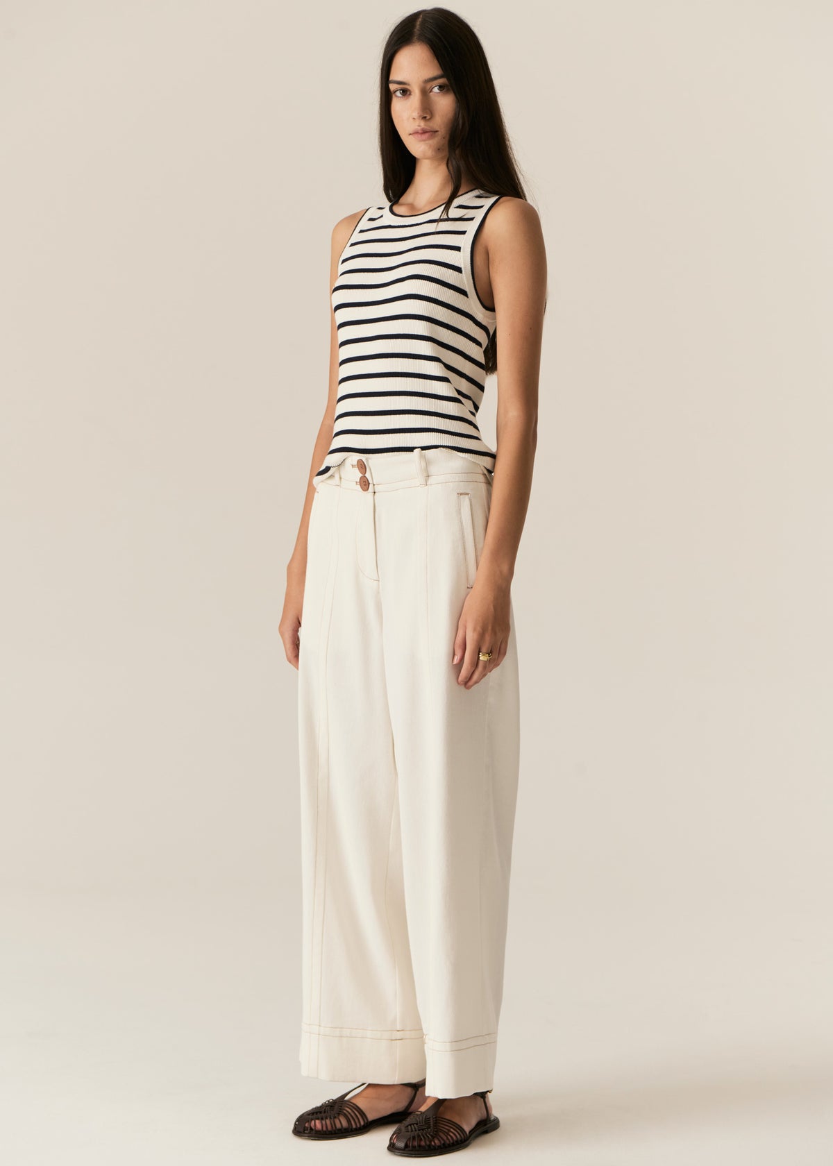 Luca Tank White/Ink