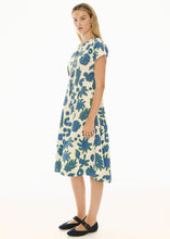 Load image into Gallery viewer, Jaine Tucked Dress Donut Palm
