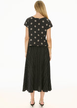 Load image into Gallery viewer, Buoy Reversible Top Black/Pebble