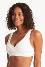 Load image into Gallery viewer, Spinnaker Cross Front Multifit Bra Top White