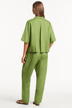 Load image into Gallery viewer, Tidal Resort Shirt - green
