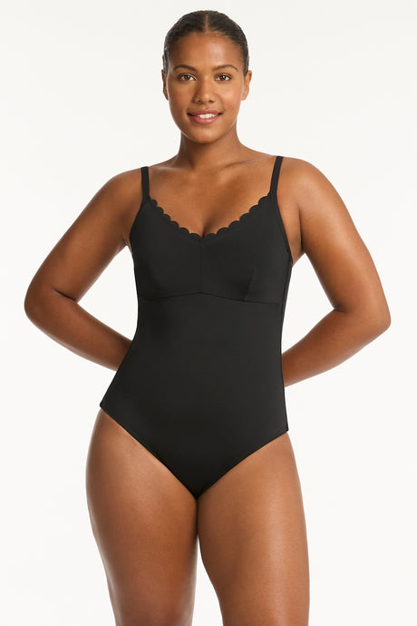 Scalloped Dd/E Bralette One Piece Black